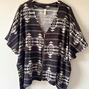 Tyche Women’s Oversized Large Southwest Aztec Print Zip-Up Poncho Mid Length